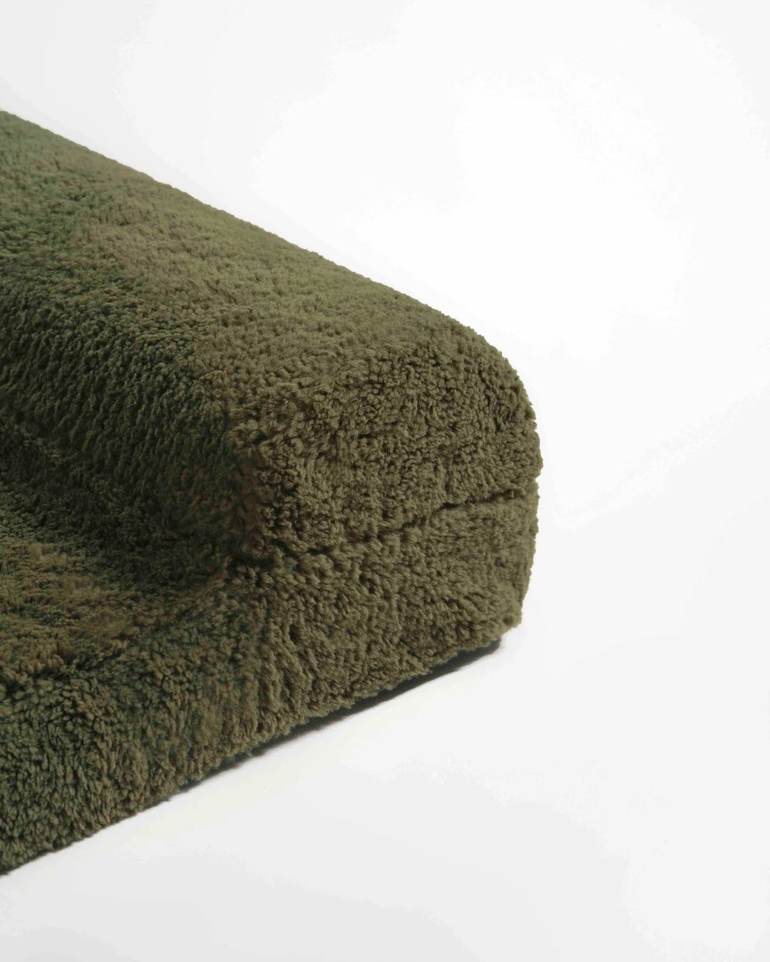 Hommey Faux Fur Pet Bed - Olive